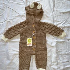NWT 12-18 months JunNeng cable knit romper with hood (& ears)! 😊